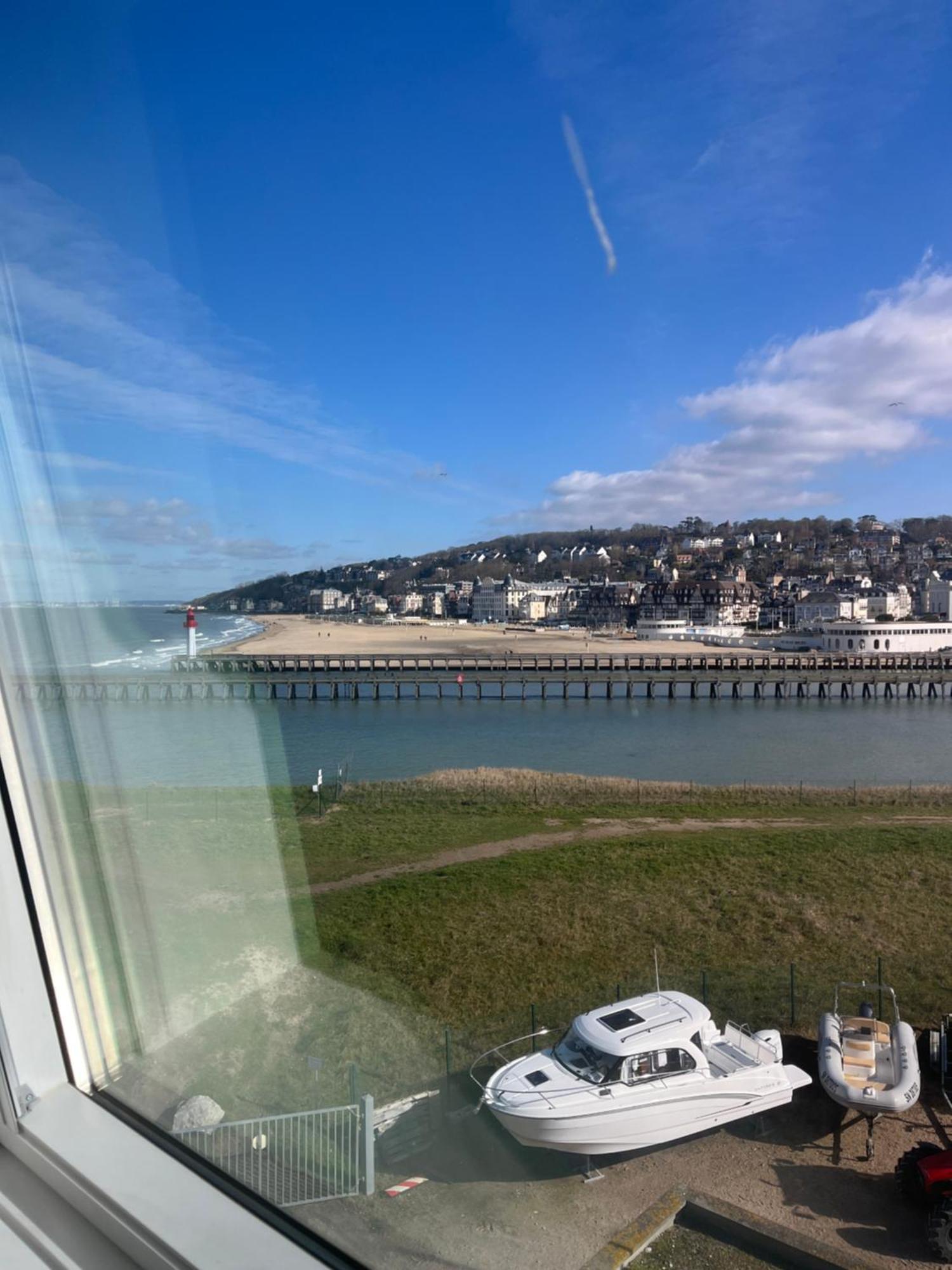 Mon Balcon Face A La Mer - Les Marinas 多维尔 外观 照片